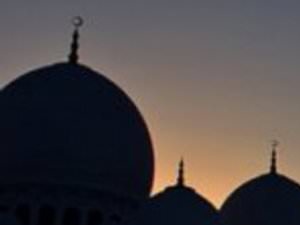 Cezayir'de Ramazan'da camilere hoparlör yasağı