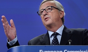 Juncker: Yunanistan Avro bölgesini terk etmemeli