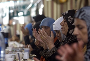 'Nekbe'nin çocukları' iftar sofrasında birleşiyor