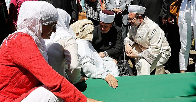 'İnsanlık bir daha böyle acılar yaşamasın'