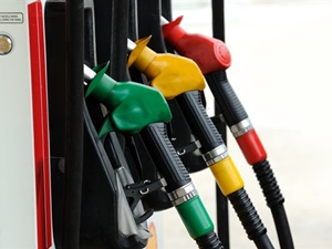 Petrol sert düştü