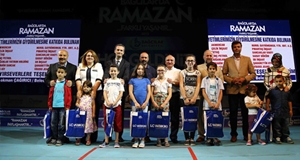 Bağcılar Belediyesi bayram öncesi yetimlerin yüzünü güldürdü