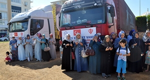 Suriye'deki Türkmenlere 12 TIR'lık bayram hediyesi