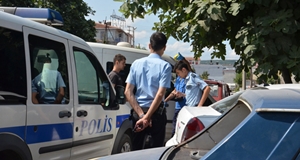 3 kişi hırsızlık suçundan gözaltına alındı