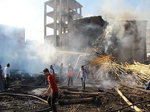 Van'da yangına TOMA'larla müdahale