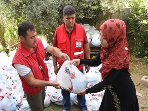 Yardım kuruluşları ramazanda da sevindirdi
