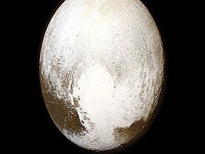 Yüzeyinde buzul dağları çıktı