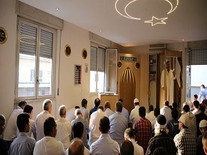 Milano'daki Müslümanlar'ın Ramazan Bayramı coşkusu