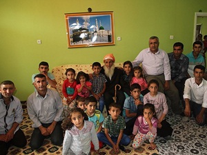 107 torunuyla bayramlaştı!