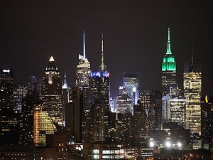 Empire State binası Ramazan Bayramı nedeniyle yeşile büründü
