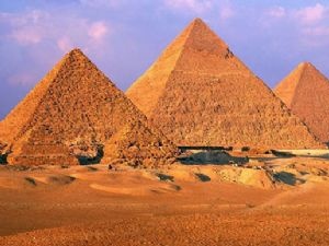 Mısır'da tarihi tabletler bulundu