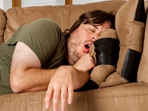 Ağzı açık uyuyanlar dikkat!