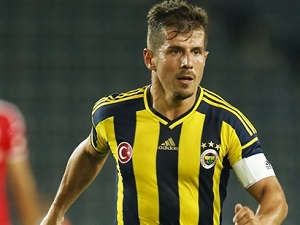 Emre Belözoğlu'ndan namaz ve dua açıklaması