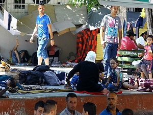 'Evsiz' Suriyelilerin yaşam mücadelesi