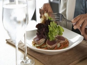 Türkiye'de en çok yemeğe, en az sağlığa para harcanıyor