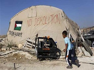 Filistinli köylüler, işgalcilerin yıkım kararına direniyor