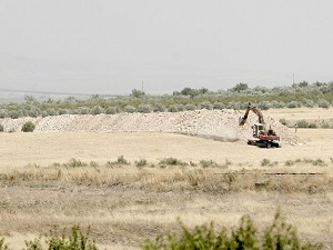 DAEŞ Cerablus'ta yeni hendekler kazıyor