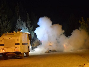Bitlis, Van ve Mardin'de polise saldırı