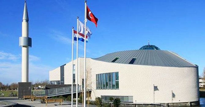 O bölgede ilk defa ezan sesi...