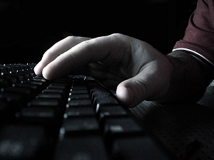 Üniversiteliler interneti en çok akşam kullanıyor