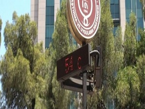 Termometreler 54 dereceyi gösterdi