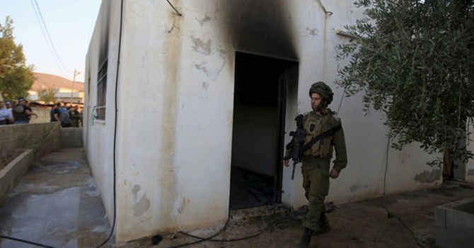 İsrail Filistinli bebeği yakarak öldürdü