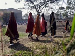 TİKA Somalili kadınlara elini uzattı