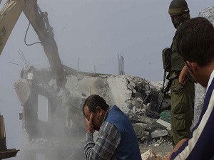 İsrail 7 barakayı yıktı