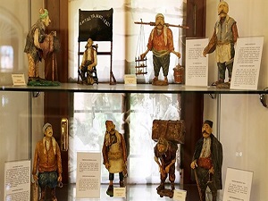 İlgiyi sokak satıcılarıyla çektik