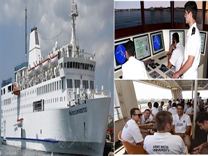 Yüzen üniversite Rize'de