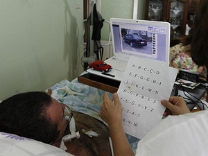 Hayatla bağlantısı sağ ayağının başparmağı