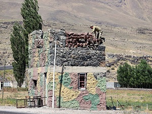 Doğu ve Güneydoğu'da terör saldırıları