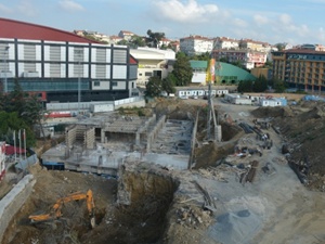 Dev atletizm kompleksi yükseliyor