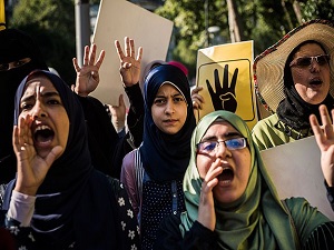 Mısırlı muhaliflerden Rabia katliamı protestosu
