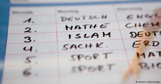 Almanya'da 14 bine yakın öğrenciye İslam Din dersi