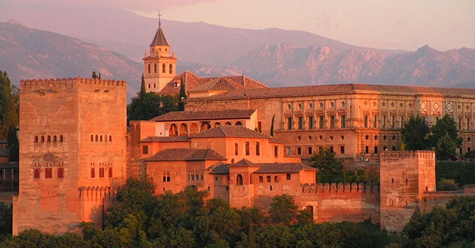 Asr-ı saadetin birikimi Endülüs'e taşınmıştı