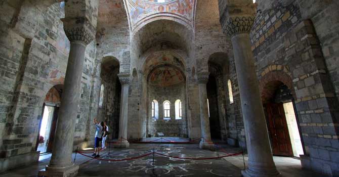 Ayasofya müze olsun size yeni cami yapalım teklifi!