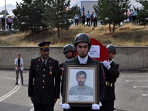 Şehit düşen köy korucusu Aktürk için tören düzenlendi