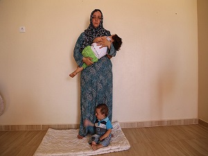 Yetimleri için hayat mücadelesi veriyorlar