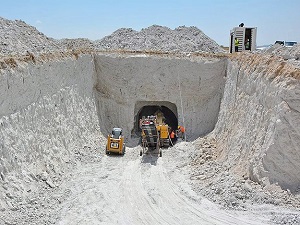 Yer altına 'devasa' soğuk hava deposu