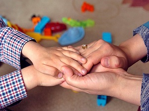 Bakanlık 10 bin çocuğu ailesine kavuşturdu