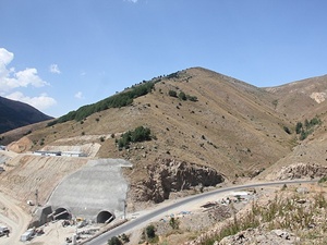 Tünel bozkırdan yeşile geçiş kapısı olacak