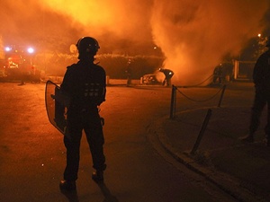 Fransa'da cami kundaklandı