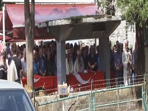 Sel felaketinde hayatını kaybedenler toprağa verildi