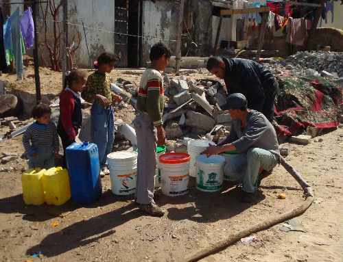Gazze'de 120 bin kişi susuz