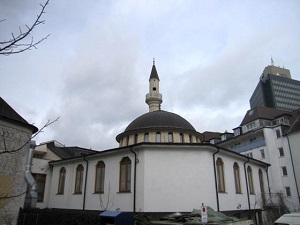 Almanya'da camiyi kundaklama girişimi