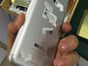 Tamamı metalden oluşan telefon geliyor