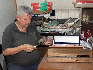 Bıçak ustalarının yüzü gülmeye başladı