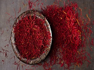 Kilosu 15 bin lira olan safran gramla satılabiliyor