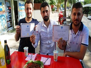 Diplomalı çiğköfteciler